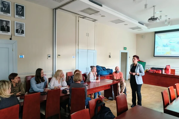 Foto-relacja ze szkolenia "Udzielanie pierwszej pomocy z uwzględnieniem osób ze szczególnymi potrzebami, w tym z niepełnosprawnościami"